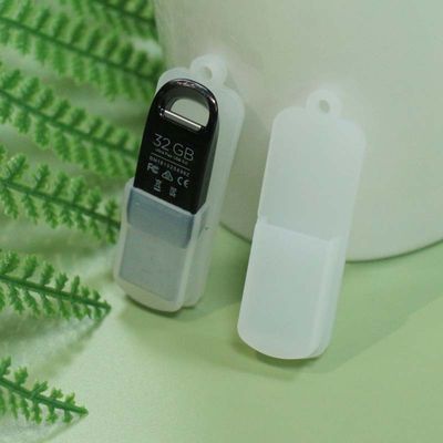 Выскальзывание Multicolor защитных чехлов силикона анти- для привода USB